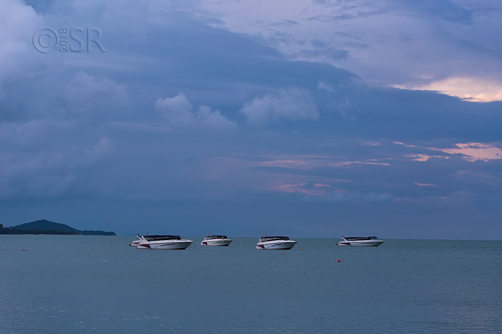 _J2A2606-four-boats